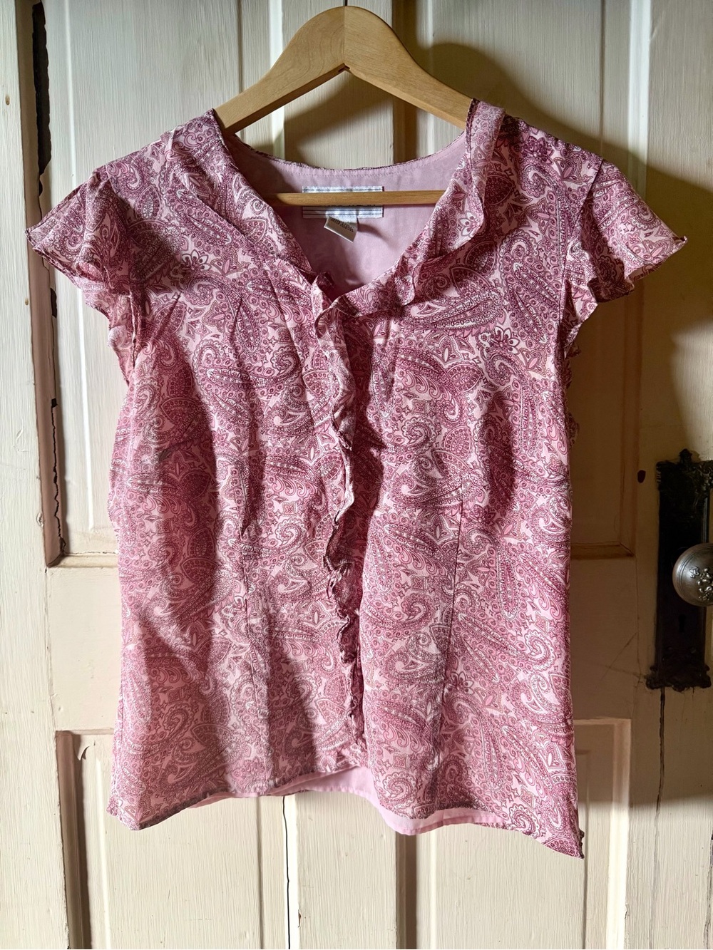 Jones Wear Light Pink Paisley Silk Blouse